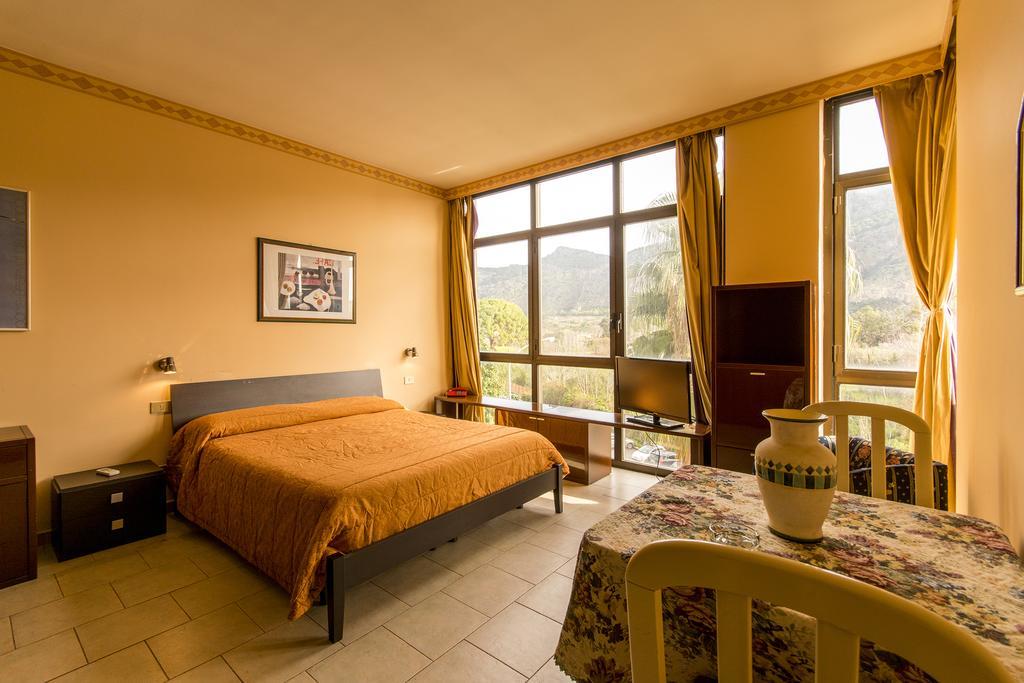 Case Vacanza Cleotto Hotel ปาแลร์โม ห้อง รูปภาพ